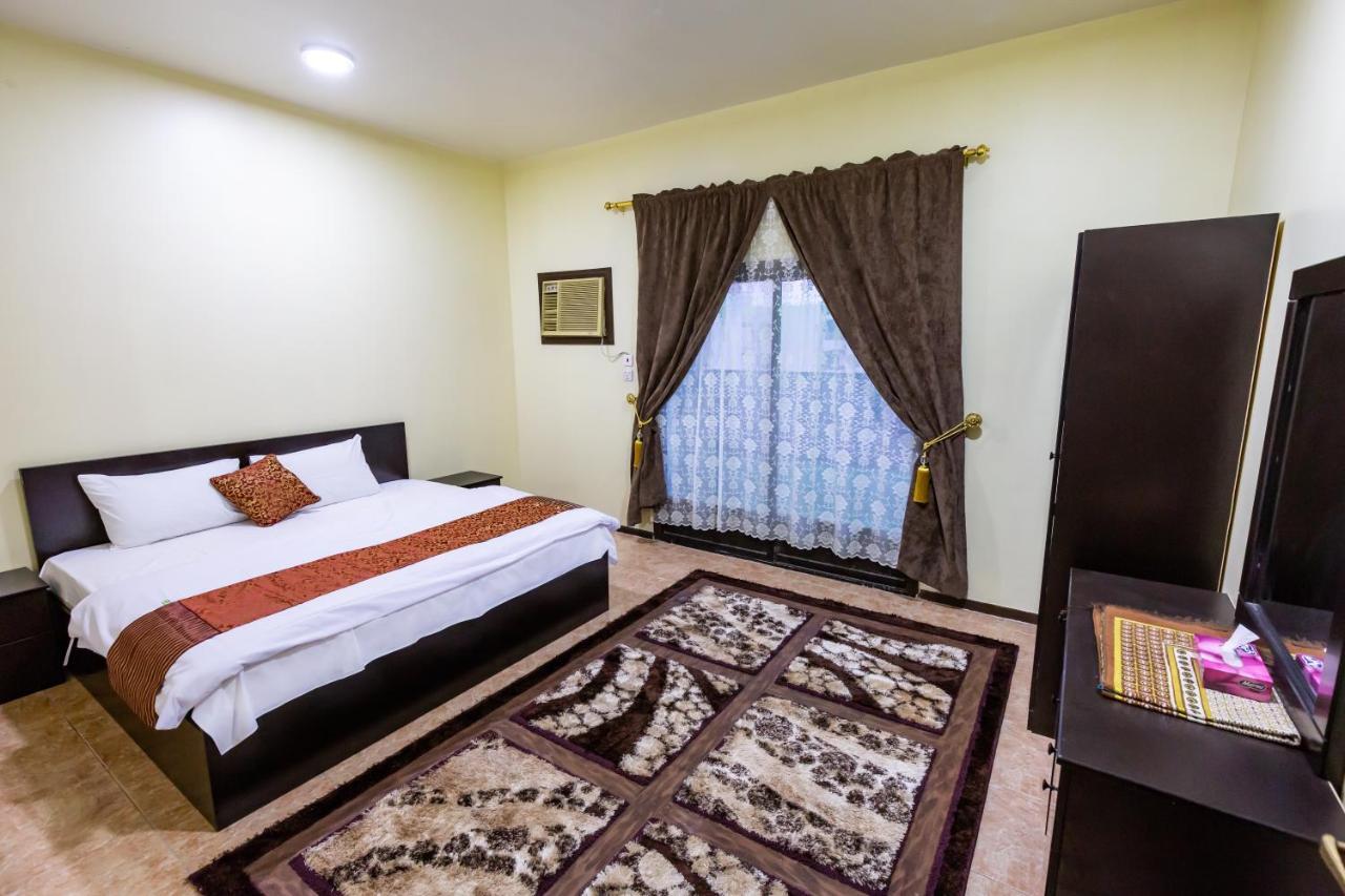 Al Eairy Furnished Apartments- Jeddah 1 Экстерьер фото