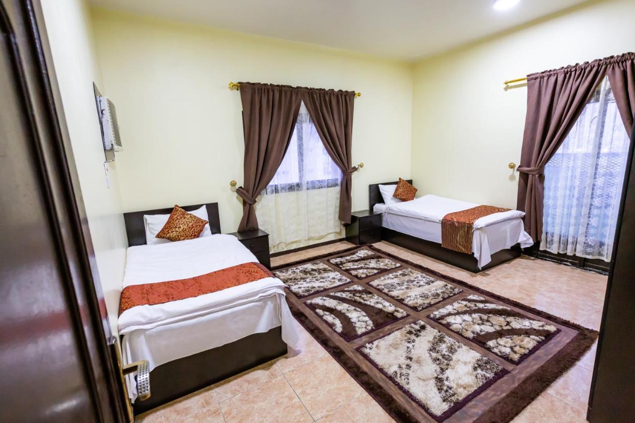 Al Eairy Furnished Apartments- Jeddah 1 Экстерьер фото