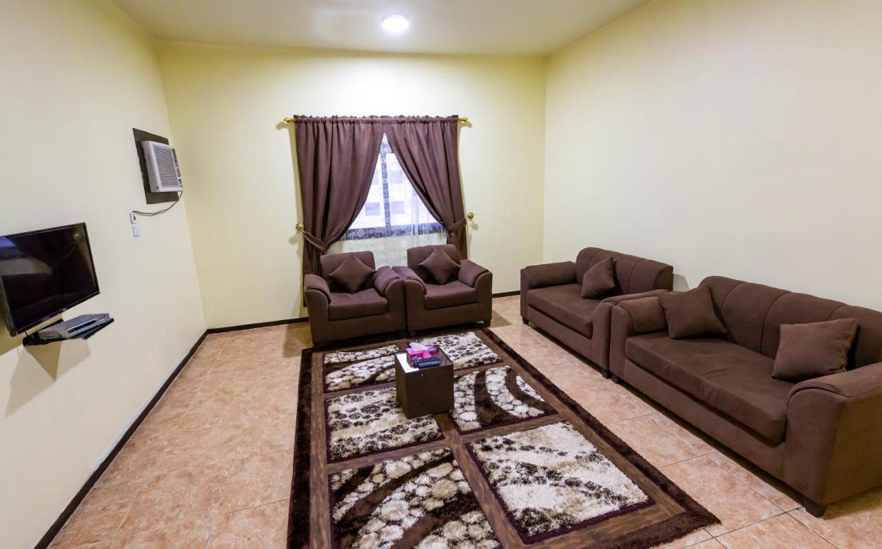 Al Eairy Furnished Apartments- Jeddah 1 Экстерьер фото